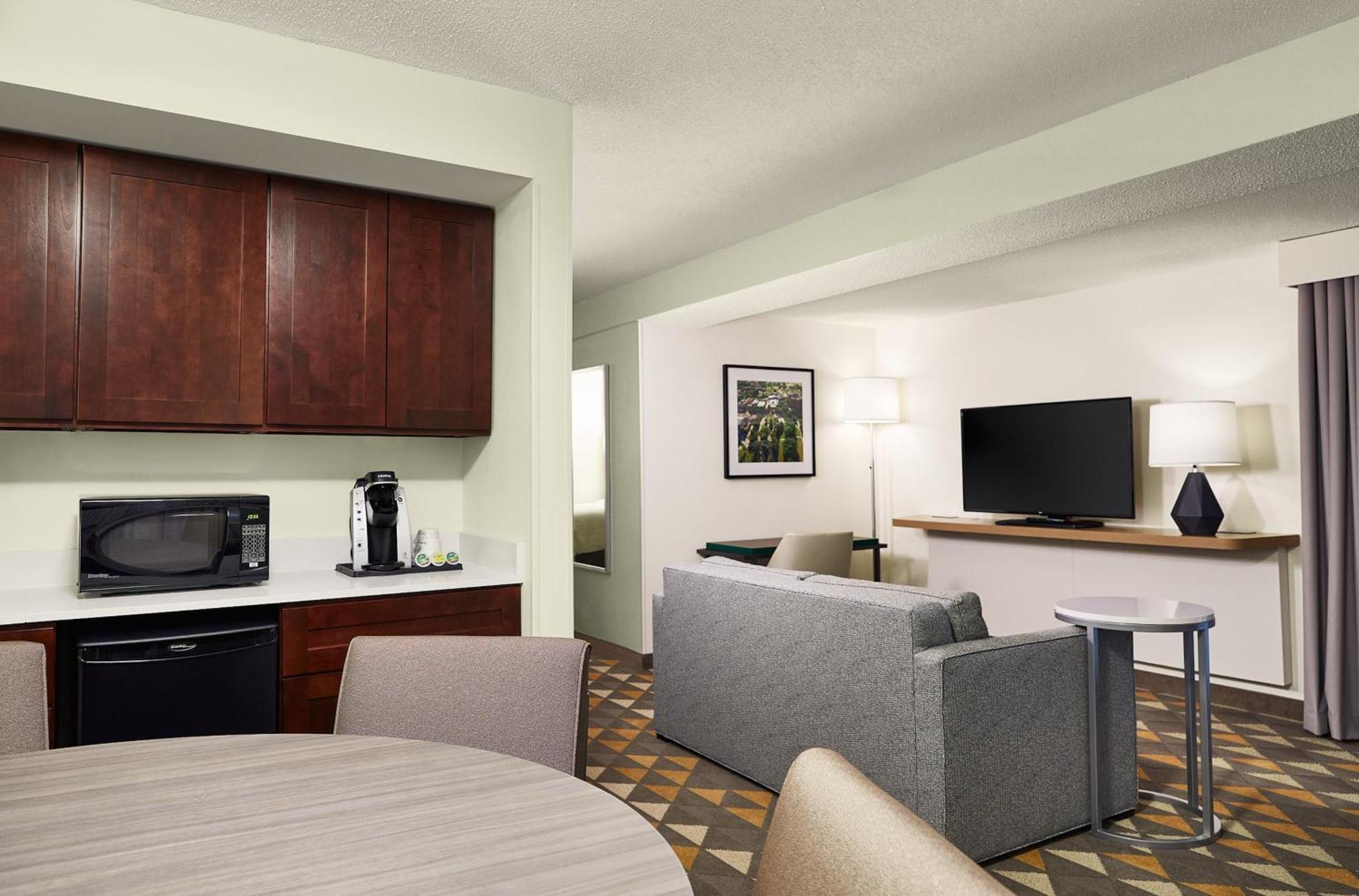 Holiday Inn Hotel & Suites Madison West - Middleton By Ihg Dış mekan fotoğraf