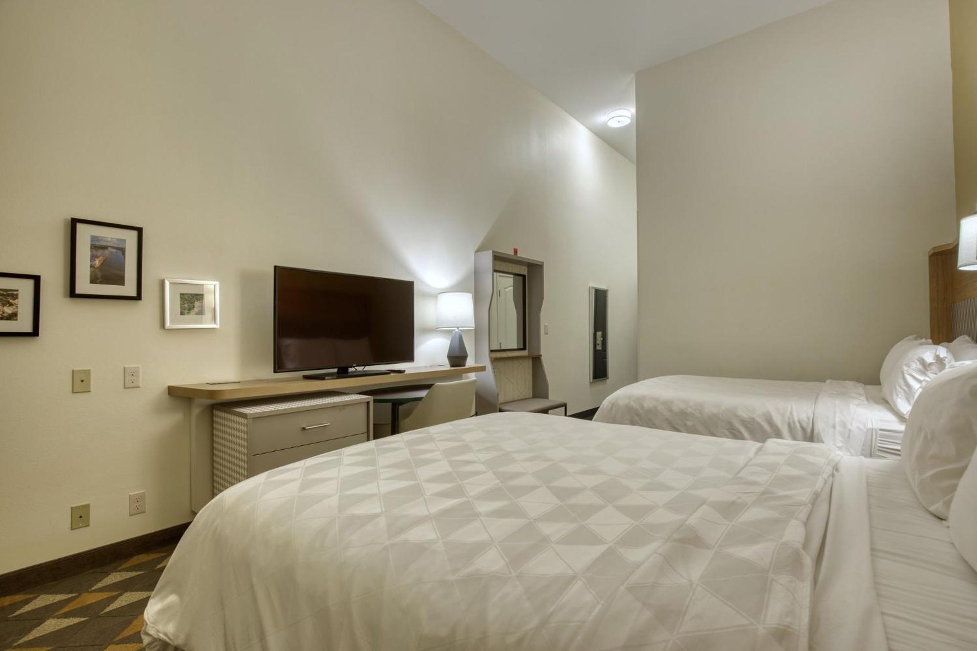 Holiday Inn Hotel & Suites Madison West - Middleton By Ihg Dış mekan fotoğraf
