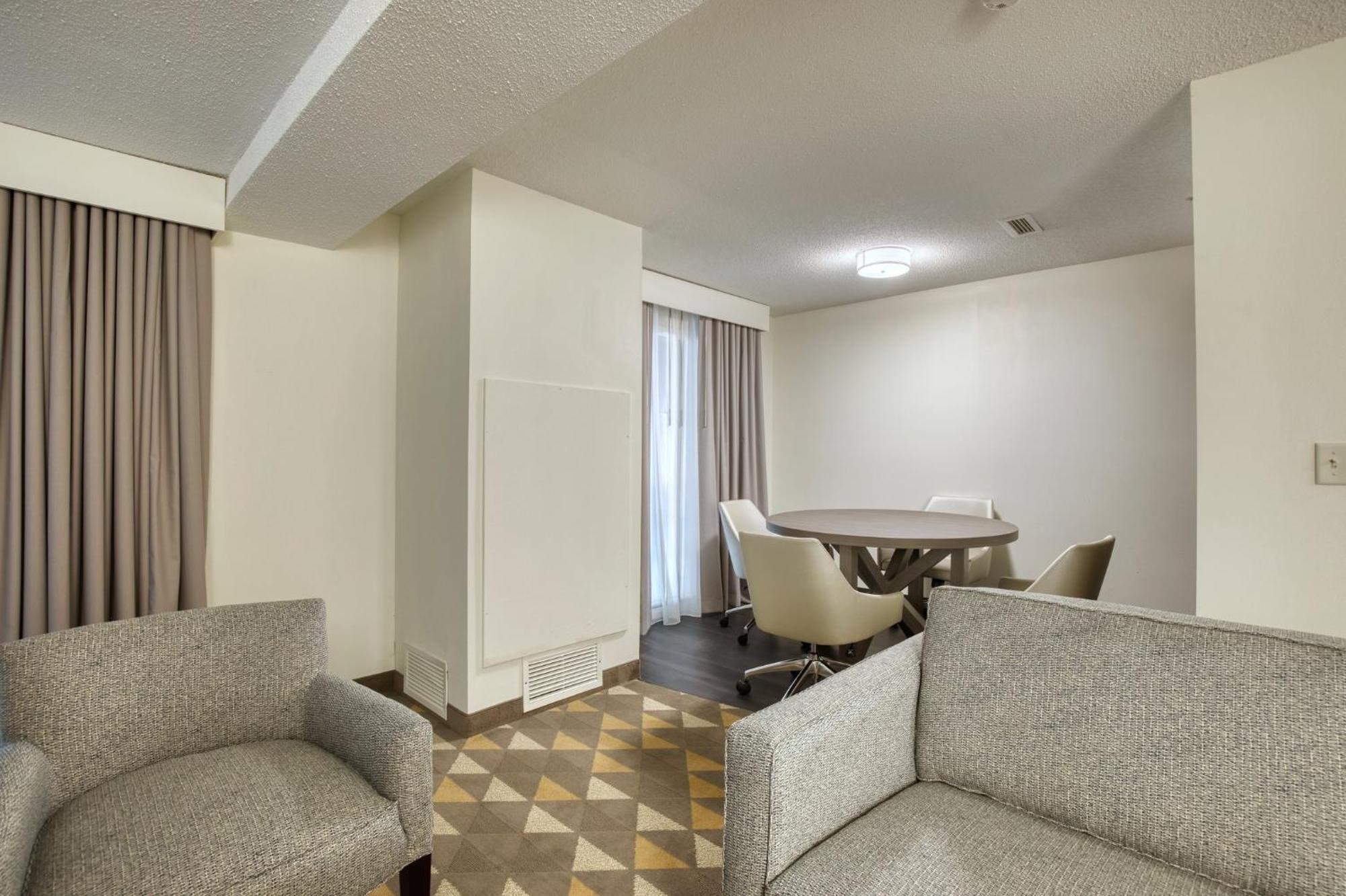 Holiday Inn Hotel & Suites Madison West - Middleton By Ihg Dış mekan fotoğraf
